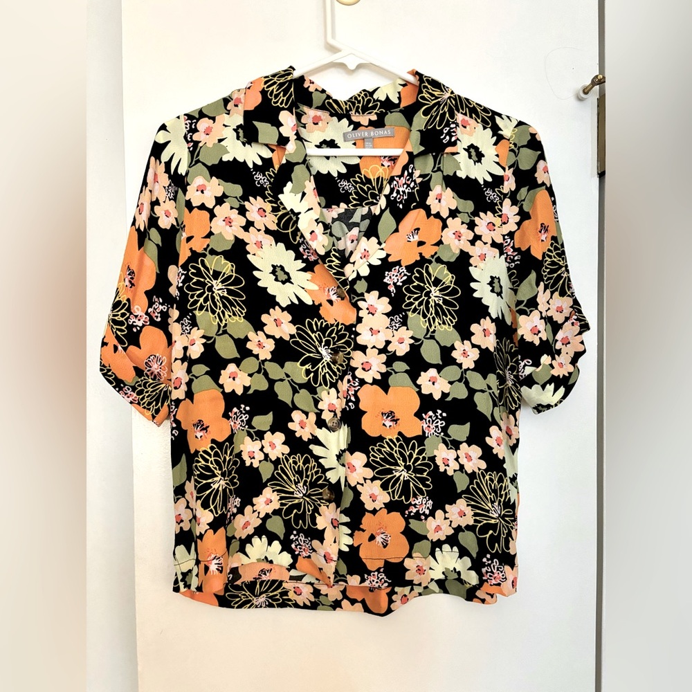 Oliver Bonas Paris button down short-sleeve blouse